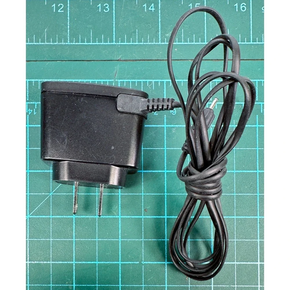 Nokia AC-3U Travel Charger Wall Adapter 5V 350mA Small Pin 2mm Connector Black
